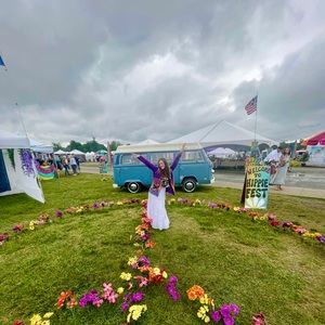 Meet your Posher, Evelyn